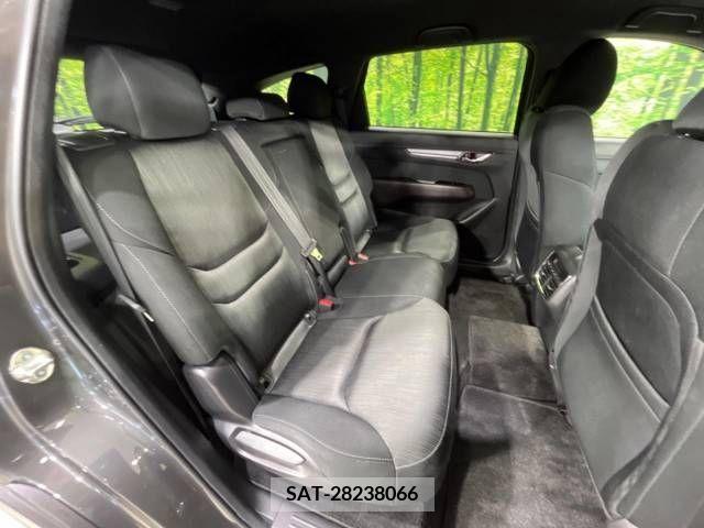 Mazda CX-8 2017-11 214966-9