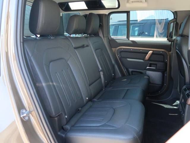 ROVER DEFENDER 2021-06 26075-14