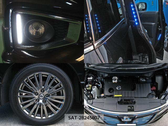 Nissan ELGRAND 2017-06 200003-6