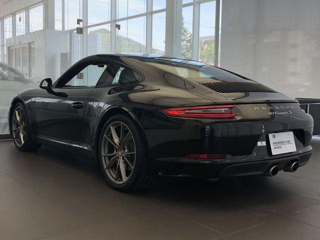 Porsche 911 2018-06 187306-6