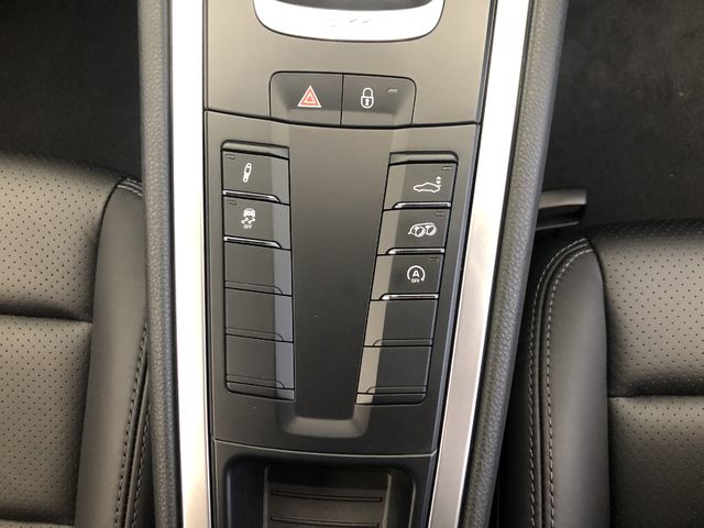 Porsche 911 2018-06 187306-14