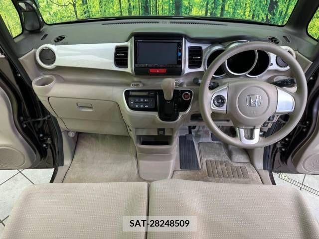 Honda N BOX 2015-10 306619-1