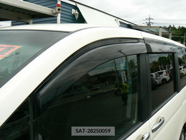 Honda e 2010-01 373513-29