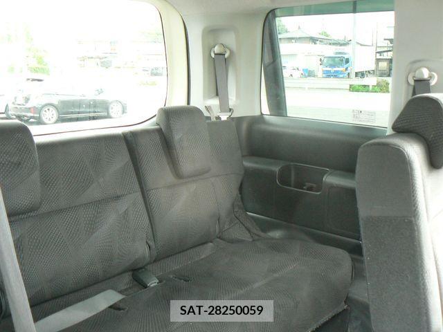 Honda e 2010-01 373513-7