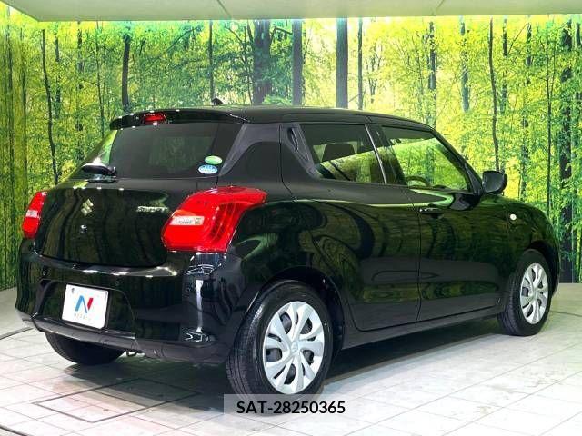 Suzuki SWIFT 2020-12 320937-17