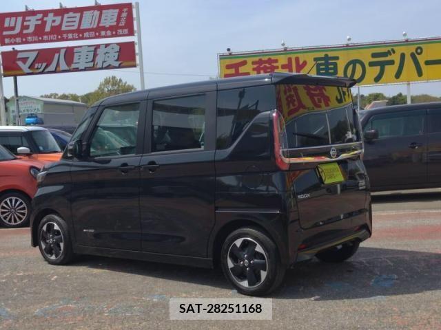 Nissan ROOX 2021-04 388546-11