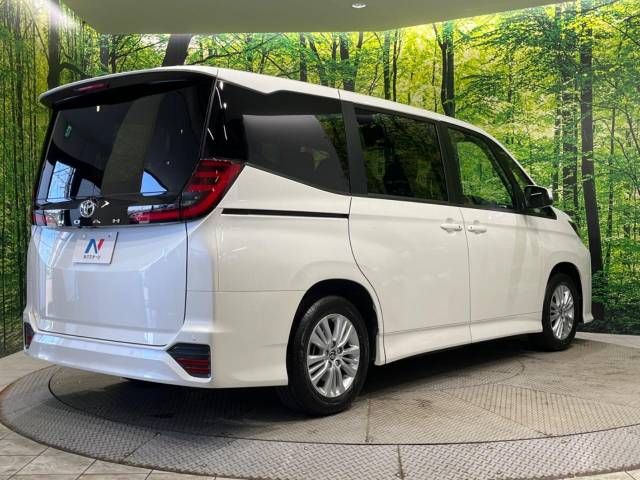 Toyota NOAH 2023-06 28033-18