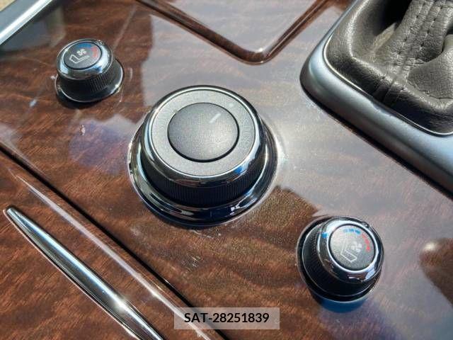 Nissan FUGA 2013-07 270734-4