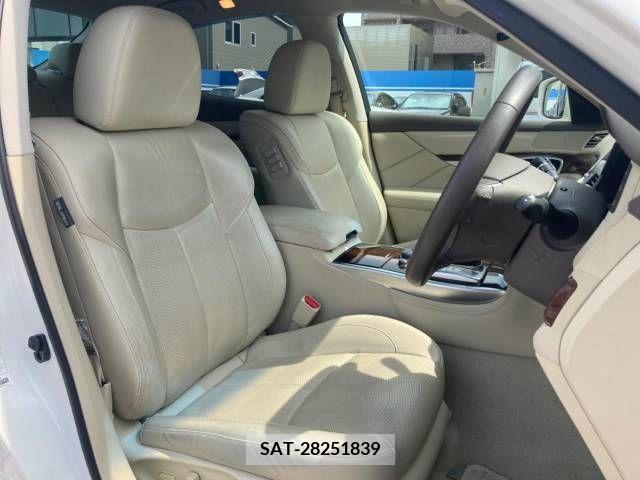 Nissan FUGA 2013-07 270734-9