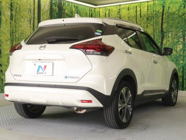 Nissan KICKS 2020-09 18263-17