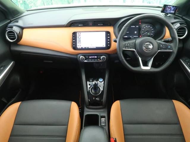 Nissan KICKS 2020-09 18263-1