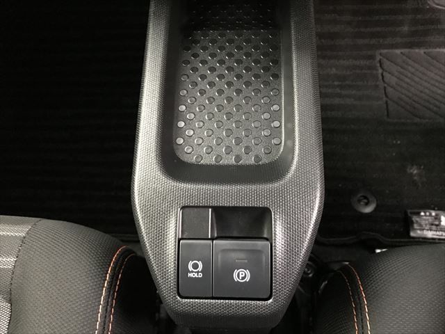 Daihatsu TAFT 2023-03 28733-19