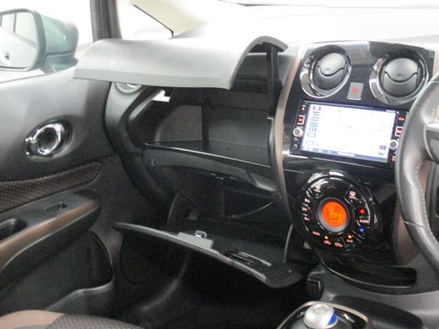 Nissan NOTE 2016-11 4410-19