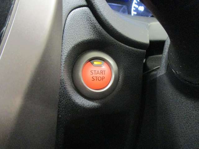 Nissan NOTE 2016-11 4410-9