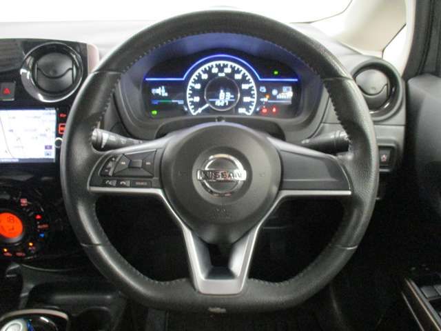 Nissan NOTE 2016-11 4410-10