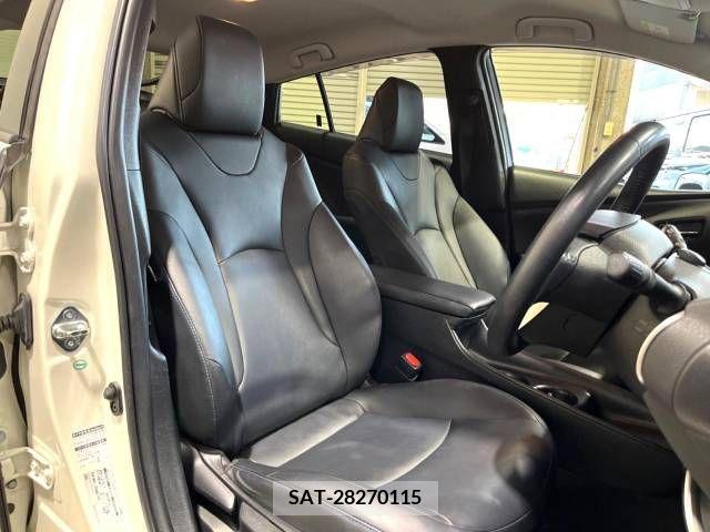 Toyota PRIUS 2017-12 393442-9