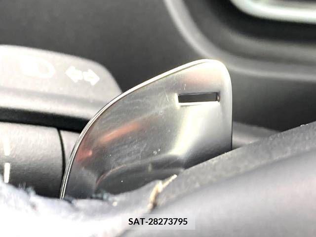 Volvo V40 2017-12 218276-8