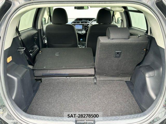 Toyota AQUA 2015-06 260615-20