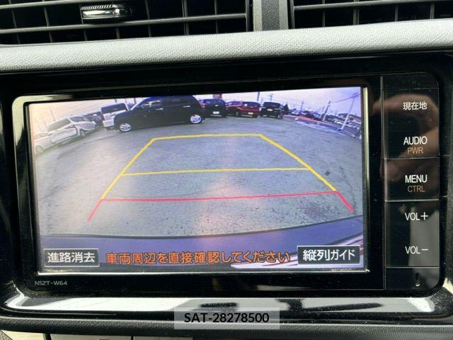 Toyota AQUA 2015-06 260615-5