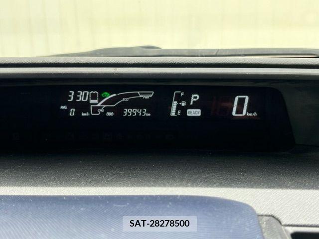 Toyota AQUA 2015-06 260615-7