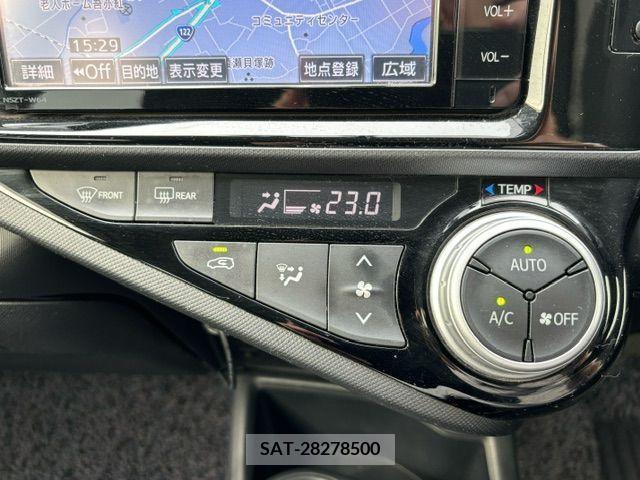 Toyota AQUA 2015-06 260615-14