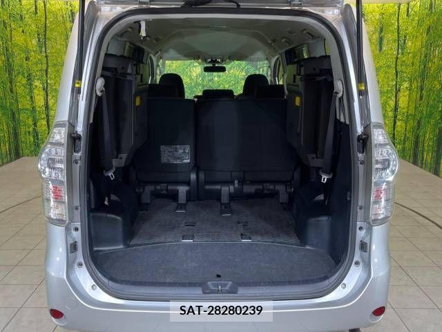 Toyota VOXY 2013-05 321340-11