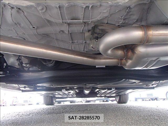 Suzuki SWIFT 2023-08 235905-19