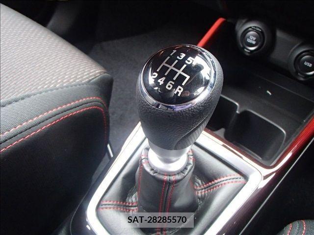 Suzuki SWIFT 2023-08 235905-17