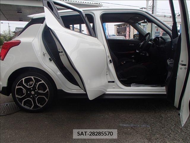 Suzuki SWIFT 2023-08 235905-5