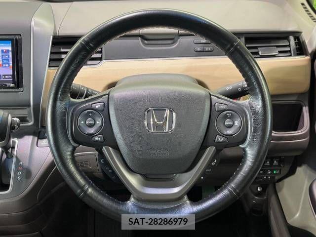 Honda FREED 2017-10 302918-11