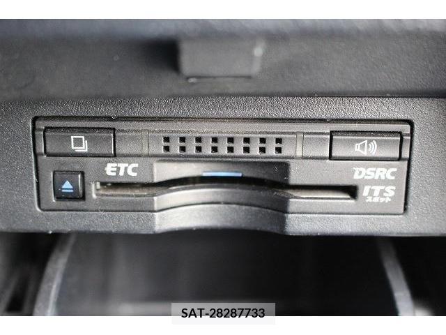 Toyota VELLFIRE 2017-06 215332-6