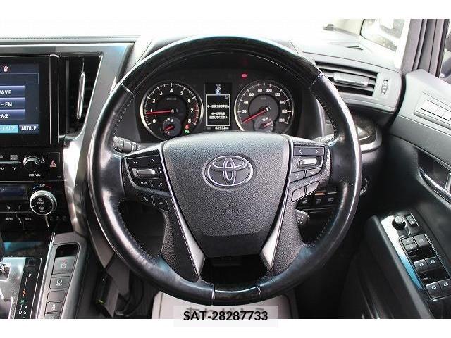 Toyota VELLFIRE 2017-06 215332-16