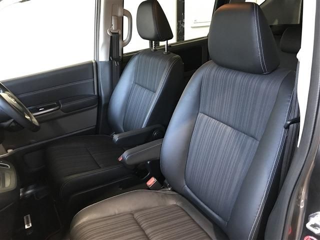 Honda FREED 2017-05 56-12