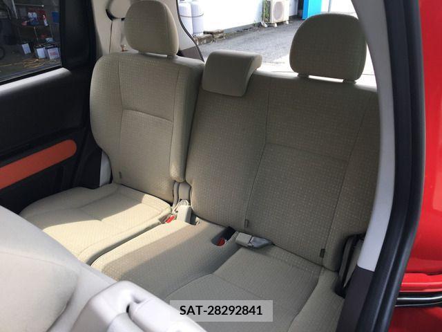 Toyota PORTE 2013-07 281649-4