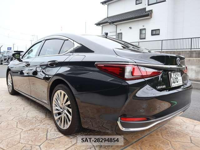 Lexus ES 2021-02 388011-4