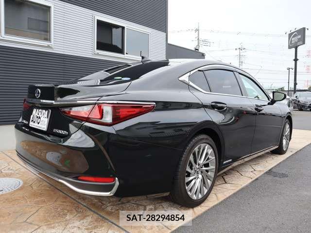 Lexus ES 2021-02 388011-6