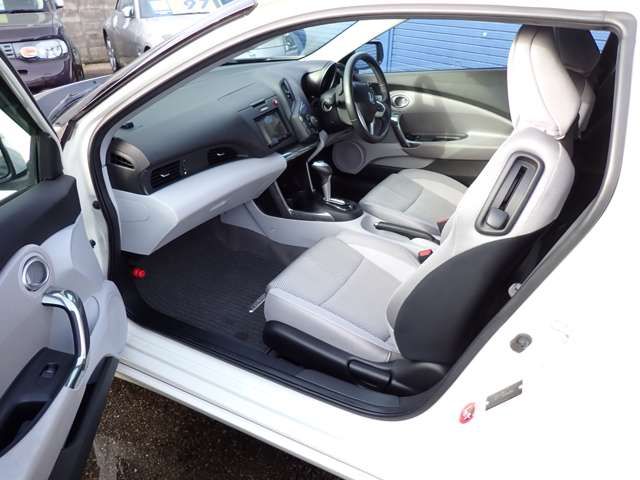 Honda CR-Z 2011-03 3071-7
