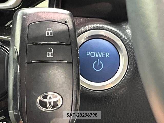 Toyota AQUA 2022-06 215548-7