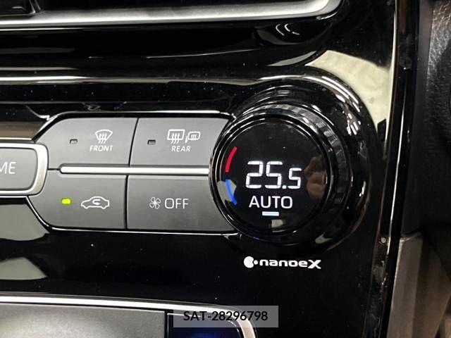 Toyota AQUA 2022-06 215548-6