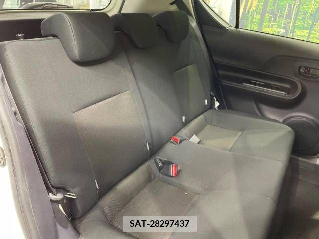 Toyota AQUA 2018-05 314348-9