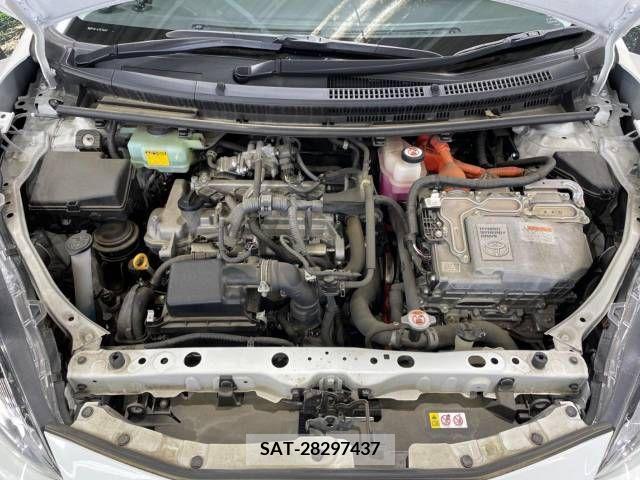 Toyota AQUA 2018-05 314348-16