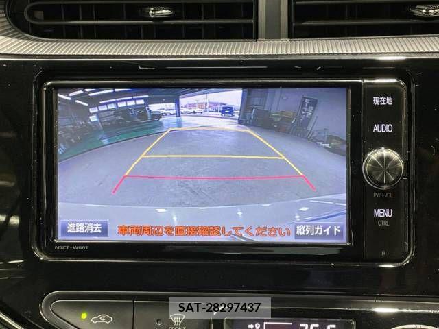 Toyota AQUA 2018-05 314348-3