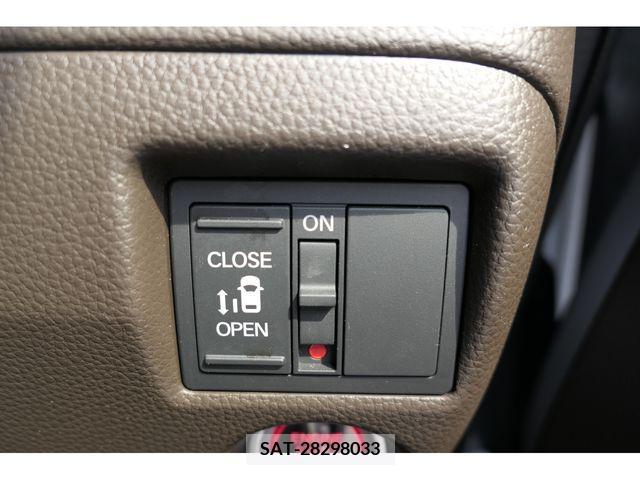 Honda N BOX 2023-01 335929-16