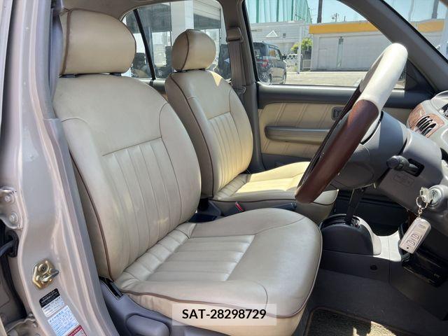 Mitsuoka VIEWT 2000-06 298611-8
