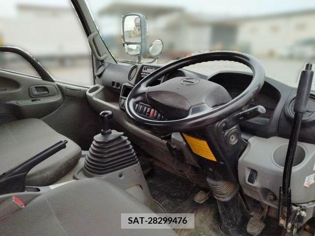 Hino DUTRO 2013-12 267709-11