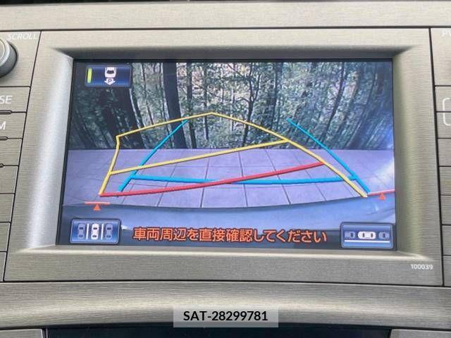 Toyota PRIUS 2013-08 322030-3