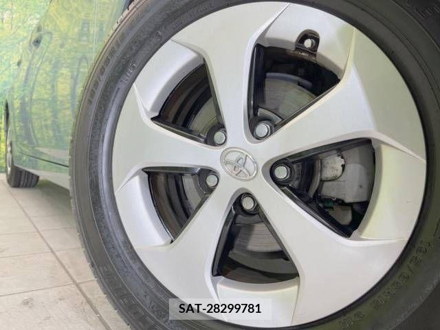 Toyota PRIUS 2013-08 322030-13