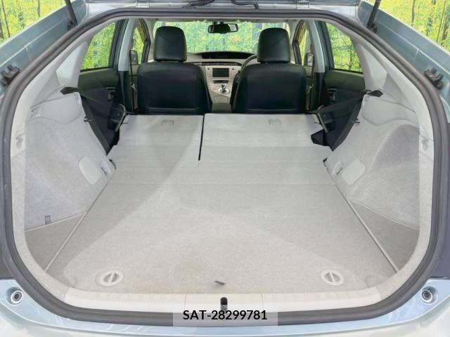 Toyota PRIUS 2013-08 322030-11