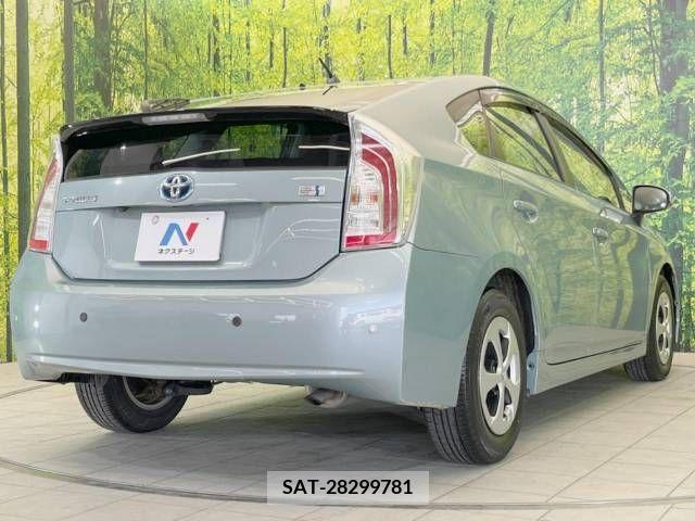 Toyota PRIUS 2013-08 322030-17