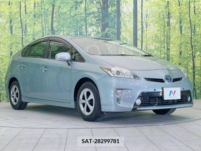 Toyota PRIUS 2013-08 322030-16